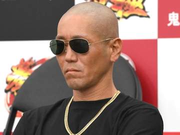「生えるんかい！」「若返るねw」BD人気“最強喧嘩師”が激変で騒然 スキンヘッドが一変「印象変わる」「キャラが壊れる」「なぜ自分のチャームポイントを」
