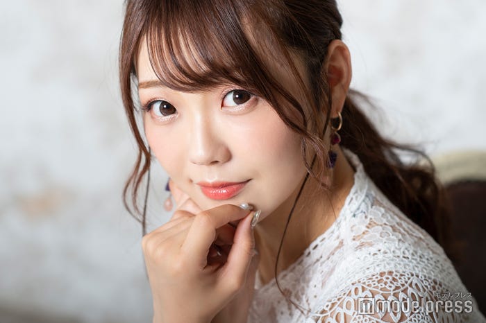 hitomi(C)モデルプレス