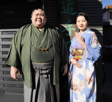剣翔の婚約お相手、祐華さんの夢「おかみさん」だった 現在はCA 「冷蔵庫に鈴」で体調管理も配慮