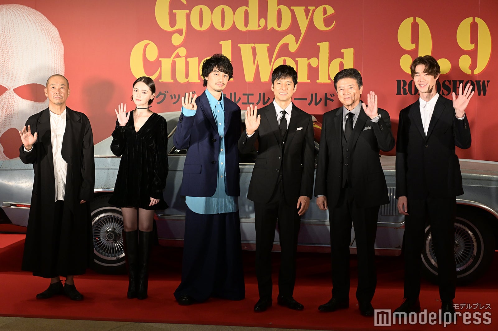 （左から）大森立嗣監督、玉城ティナ、斎藤工、西島秀俊、三浦友和、宮沢氷魚（C）モデルプレス