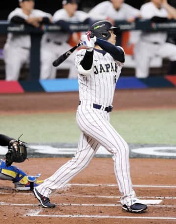 大谷翔平が好機で空振り三振 ベネズエラベンチが1死一、二塁で勝負も スライダーにバットが空を切る