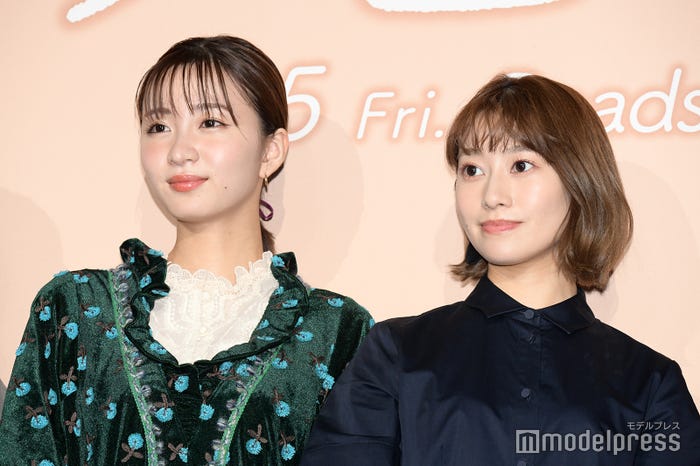 岡崎紗絵、桜井玲香 (C)モデルプレス