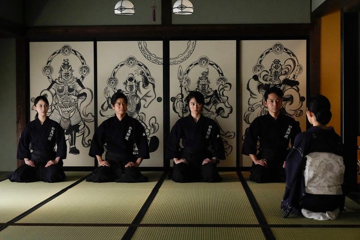 松井玲奈、柏原収史、高月彩良、窪塚俊介「ギフテッド」最終話より(C)東海テレビ