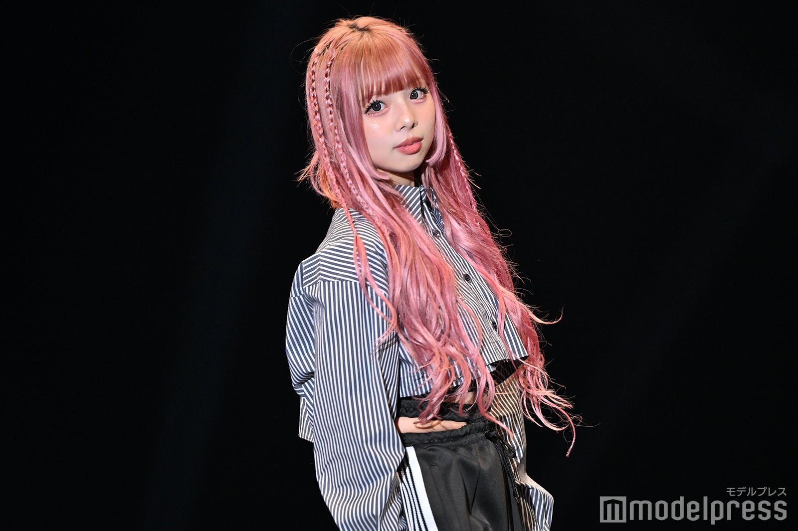 （C）モデルプレス