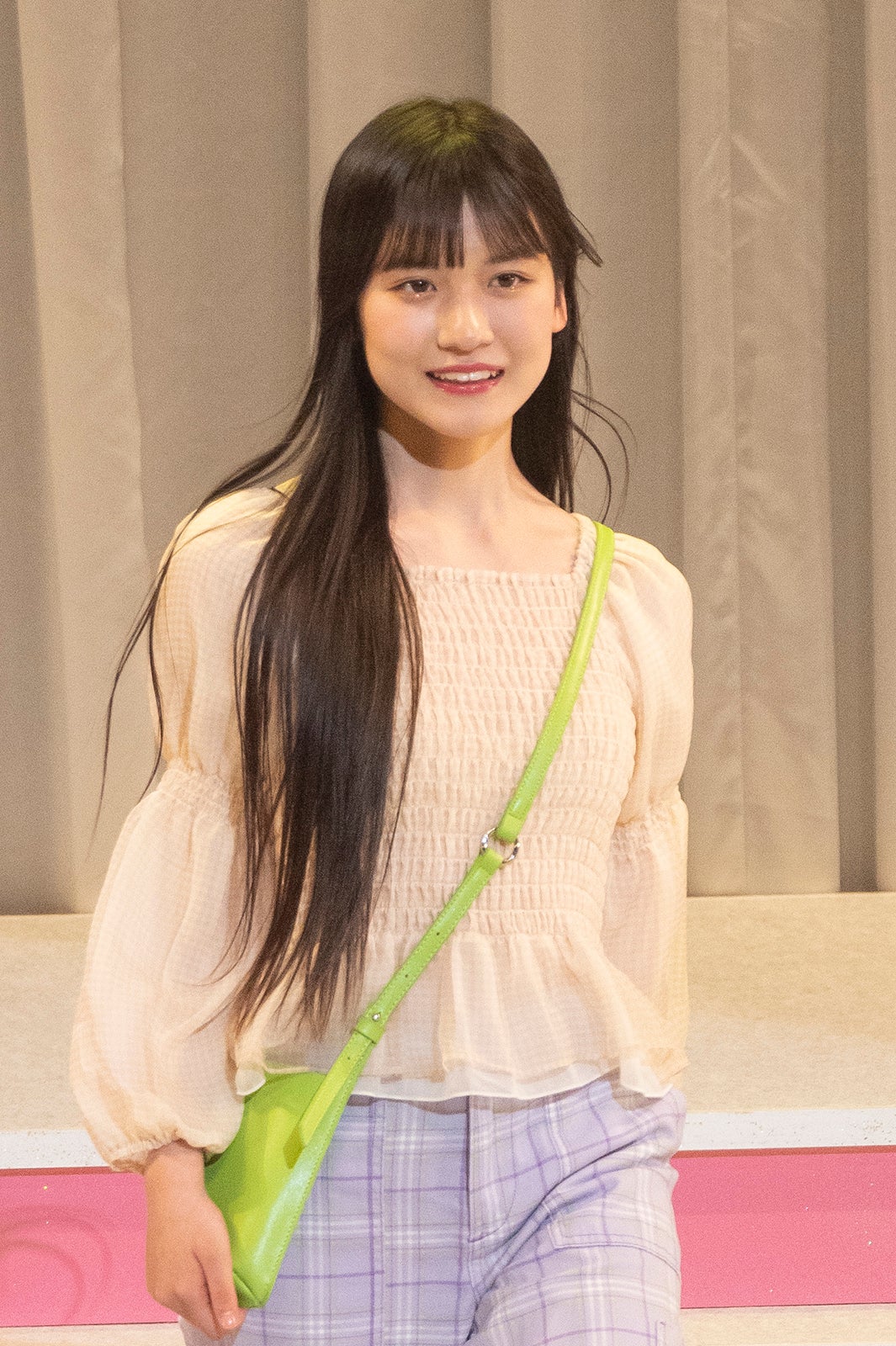 石川花＆SKE48林美澪「Seventeen」新専属モデル初お披露目＜舞台 Bling Bling by Seventeen＞