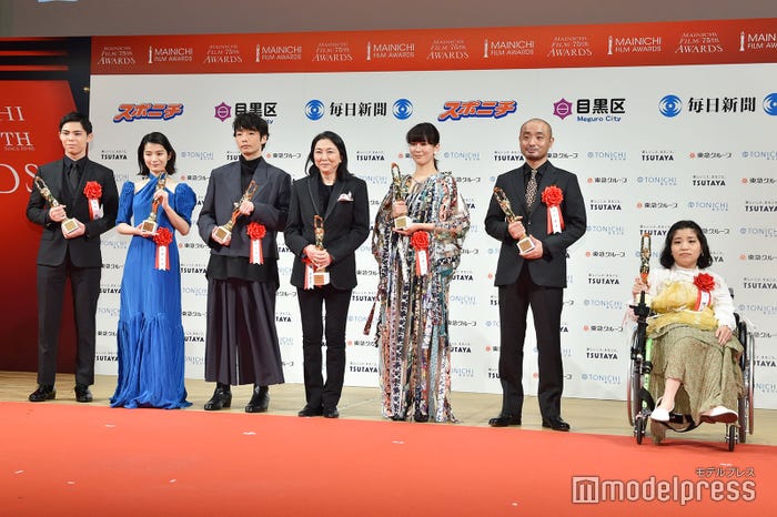 (左から)上村侑、蒔田彩珠、森山未來、梶芽衣子、水川あさみ、宇野祥平、佳山明(C)モデルプレス