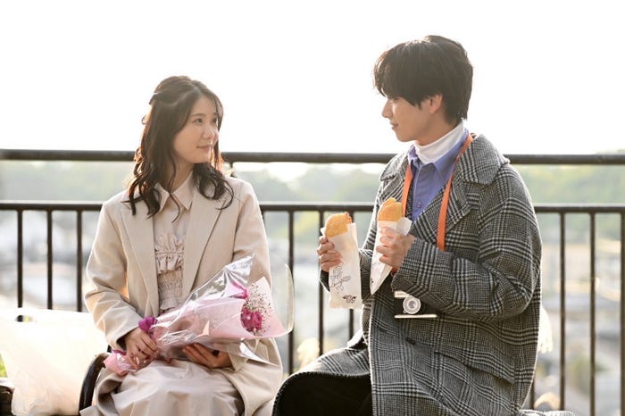 小野花梨、宮世琉弥「スノードロップの初恋」第11話(C)カンテレ