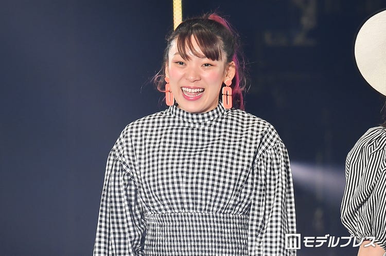 フワちゃん 個人で異例の受賞 ギャラクシー賞月間賞に輝く モデルプレス