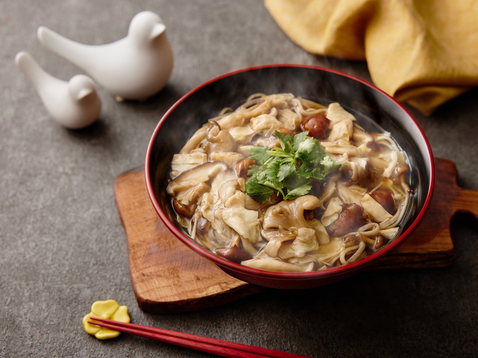 湯葉きのこあんかけ蕎麦／LUCY尾瀬鳩待 by 星野リゾート／提供画像