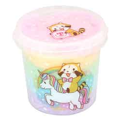 バケツ型ラスカルコットンキャンディ648円(税抜)(C)NIPPON ANIMATION CO.,LTD.