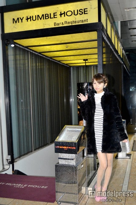 ラグジュアリー感溢れるオシャレなバー「MY HUNBLE HOUSE TOKYO」／モデル：みさみさ
