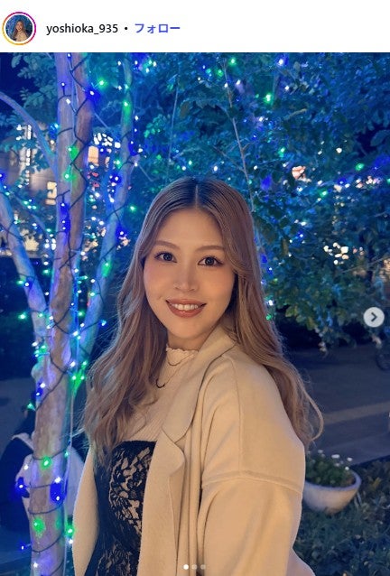 元よしもとアイドル、水着姿で美ボディ披露 ハネムーンでの夫顔出し2ショットも公開