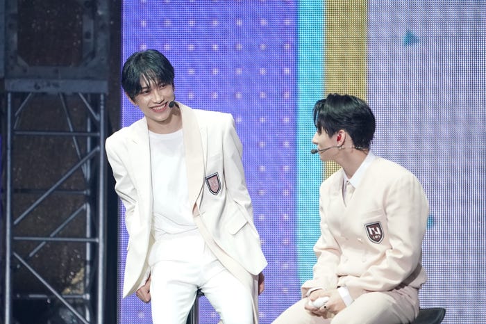 池崎理人、西洸人(C)LAPONE ENTERTAINMENT