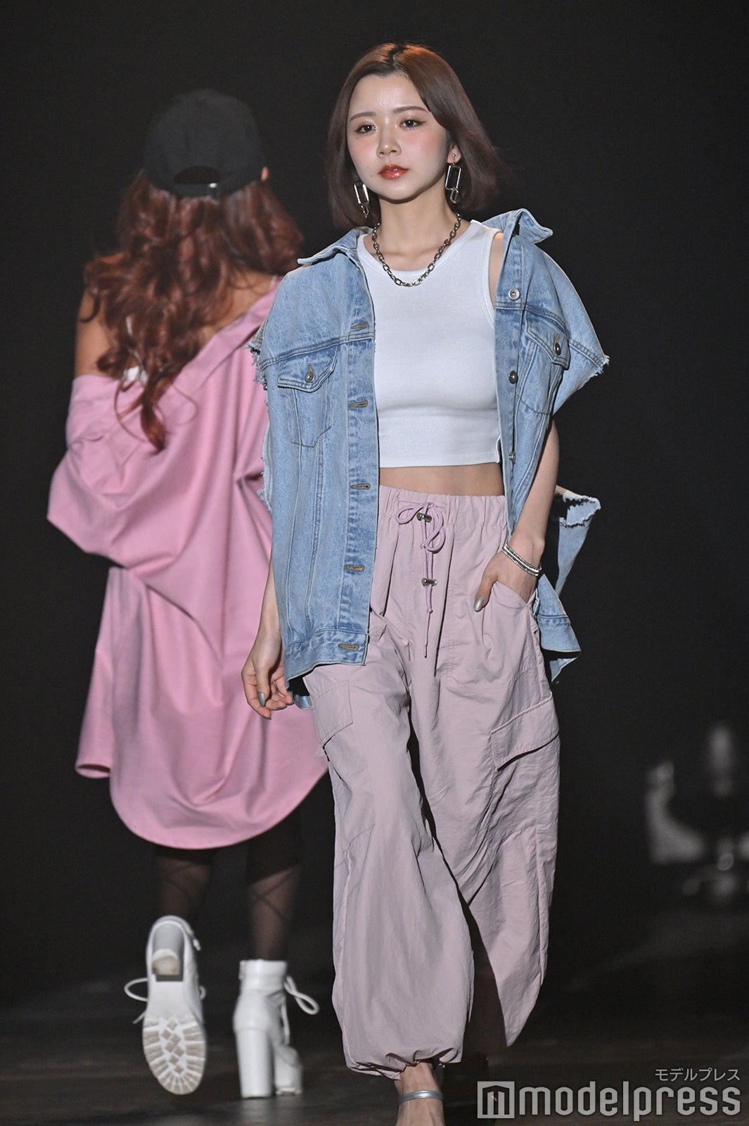 （C）モデルプレス