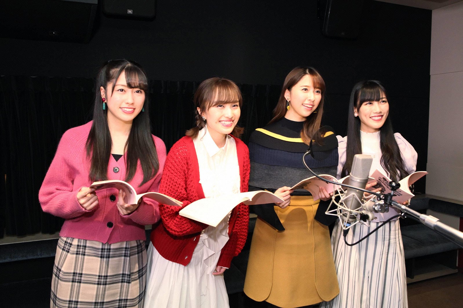 ももいろクローバーZ（C） LEVEL-5／レイトンミステリー探偵社