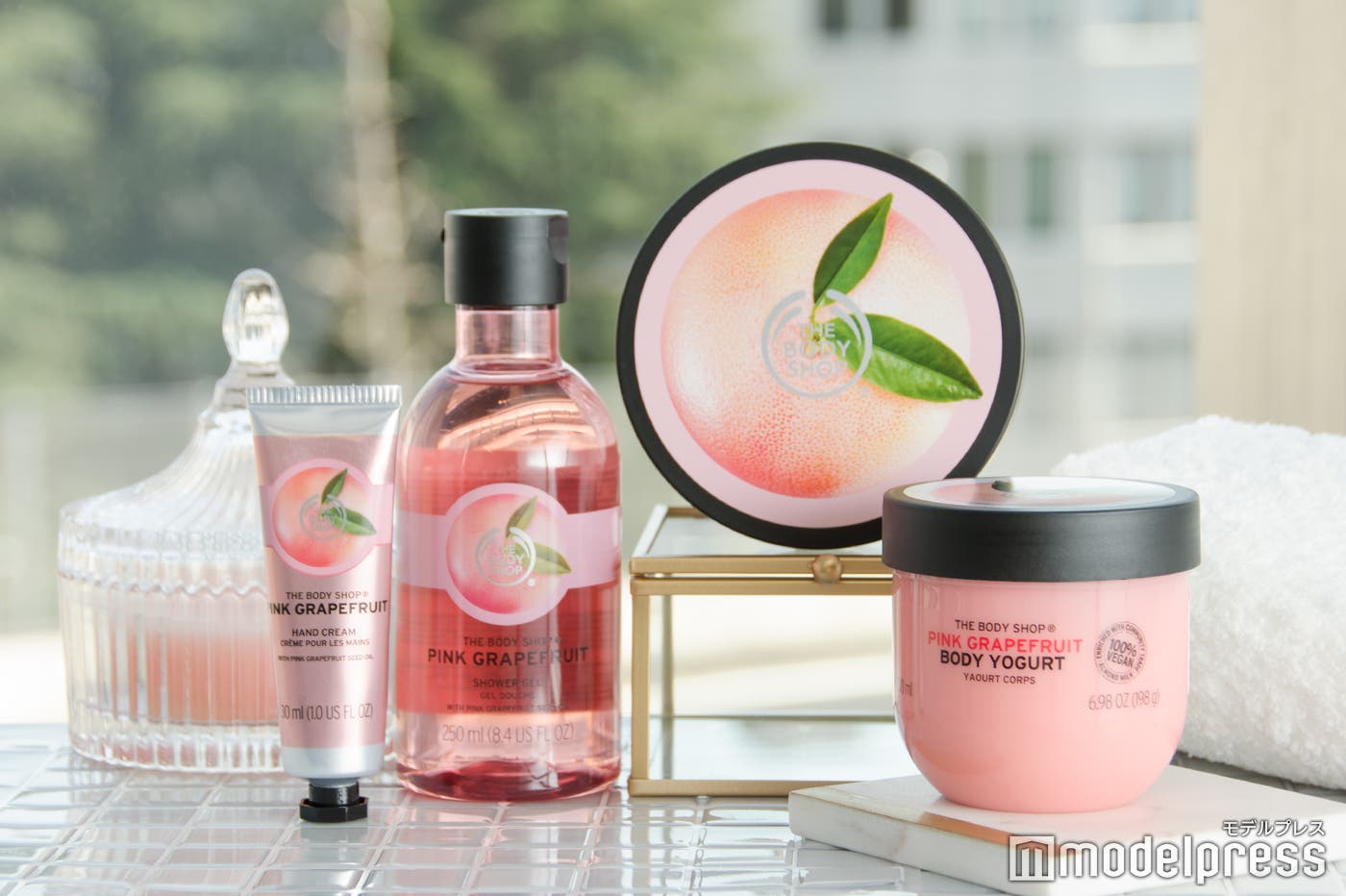 (左から)ハンドクリーム、シャワージェル、ボディバター、ボディヨーグルト(C)モデルプレス