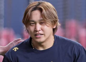 オリックス 好感を呼んだ宮城大弥の結婚報告 笑顔＆タッチの夫婦シーサーが「素敵」「なんかいいなぁ」人柄にじむ