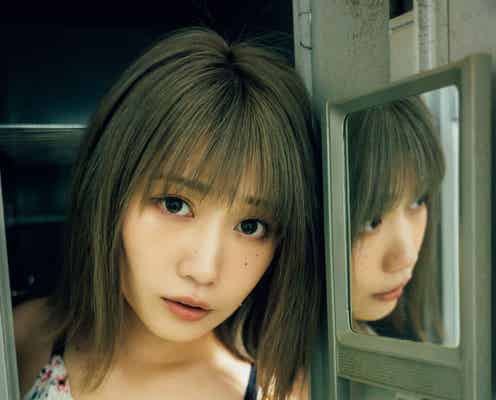 篠原みなみ、くっきり谷間が美しい水着姿披露