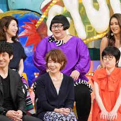 （前列左から）西島秀俊、ヤマザキマリ、光浦靖子（後列左から）木嶋真優、安藤なつ、みちょぱ（C）日本テレビ