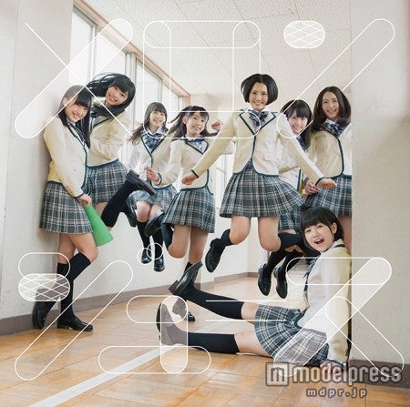 HKT48「メロンジュース」（2013年9月4日発売）ジャケット タイプB（C）AKS