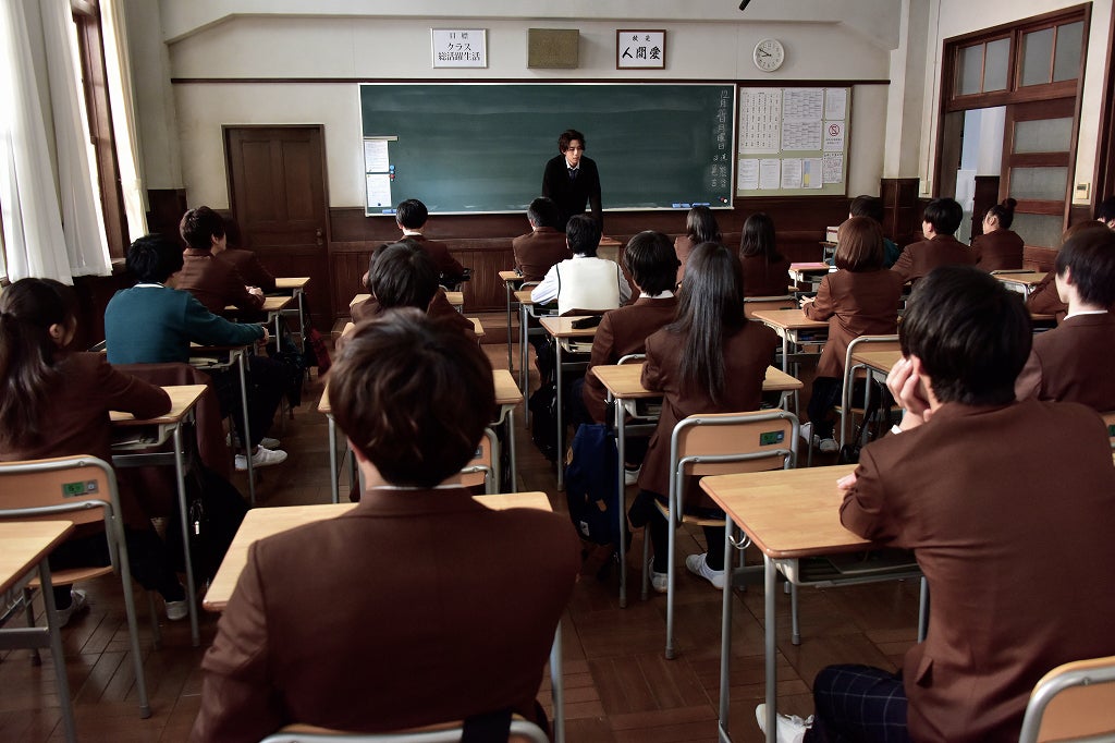 撮影現場（C）2017 フジテレビジョン 東宝 集英社　（C）やまもり三香／集英社