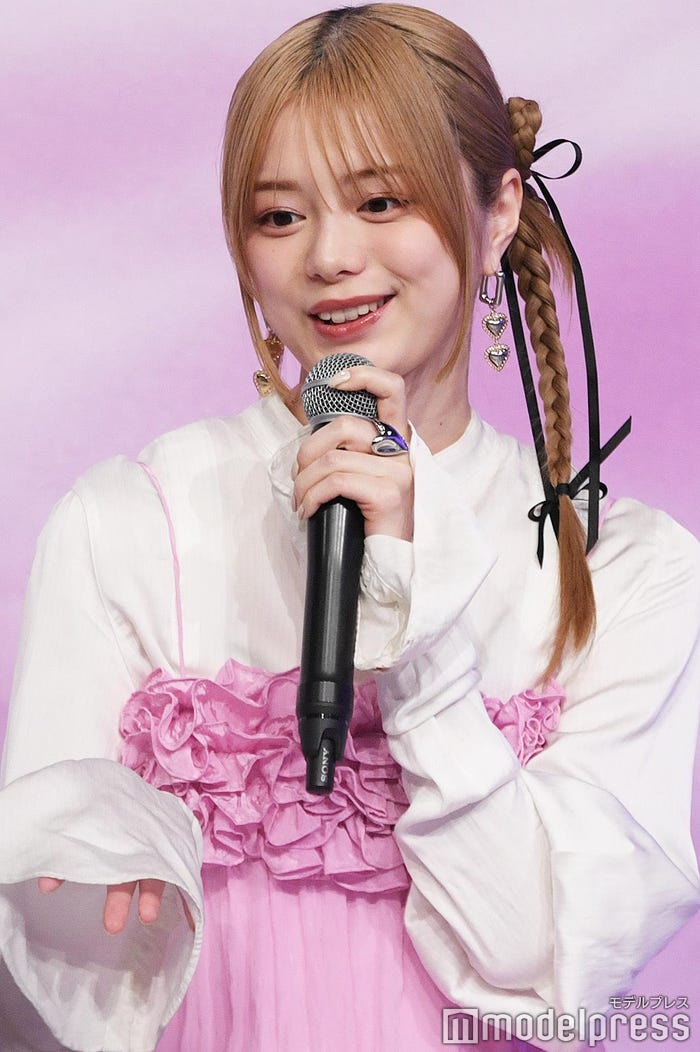 紺野彩夏(C)モデルプレス