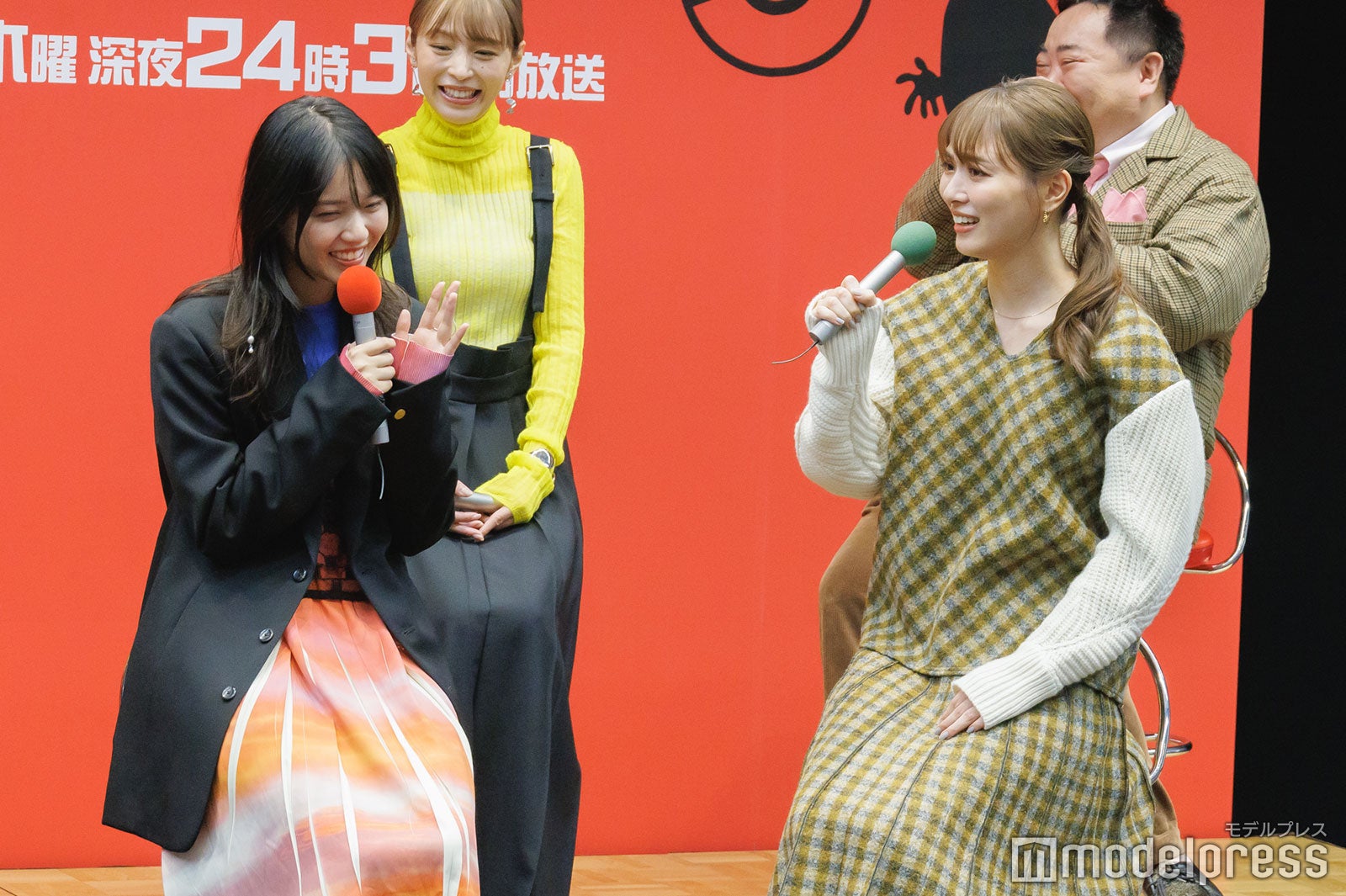 西野七瀬、内田理央（C）モデルプレス