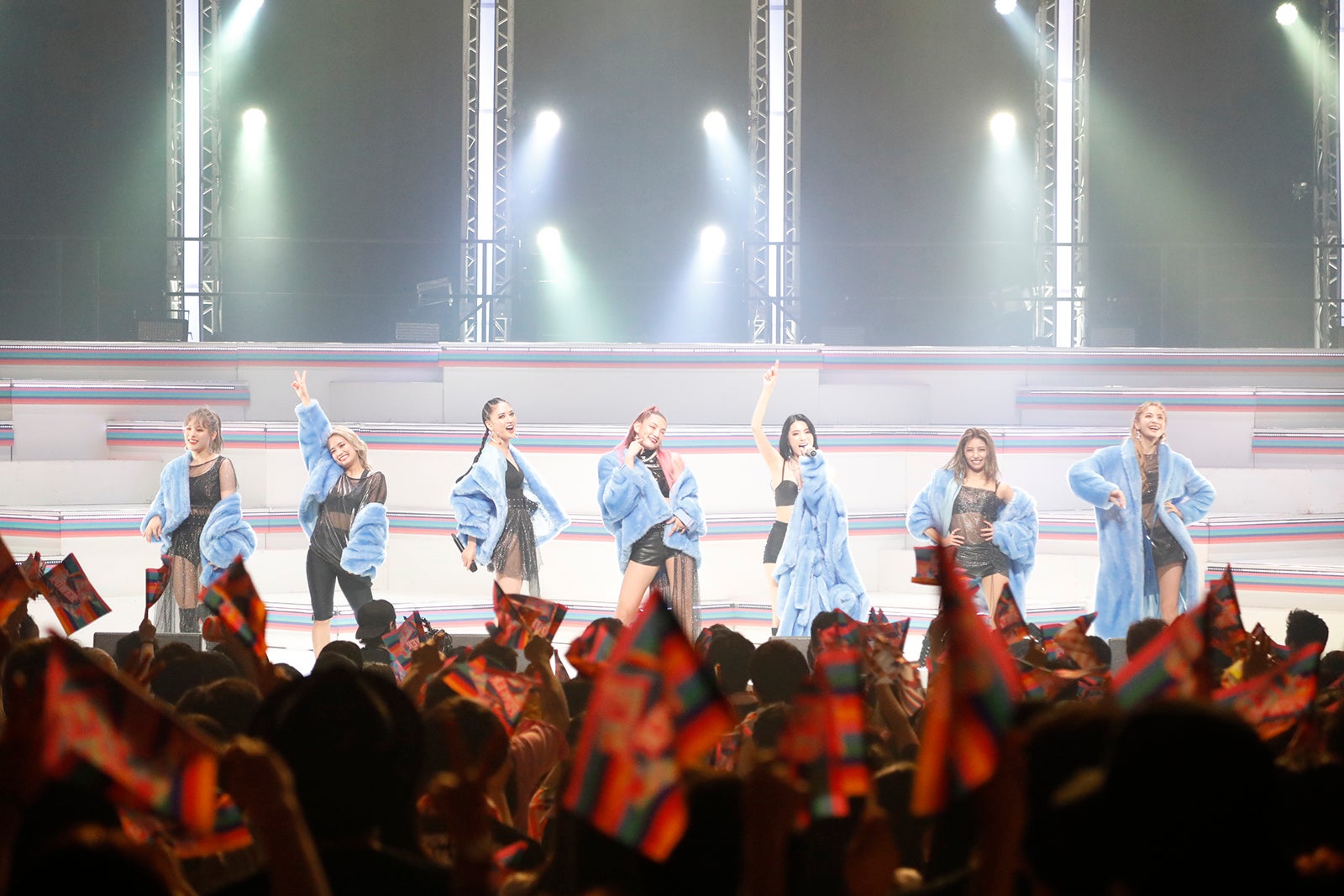 Happiness（提供写真／独占写真）