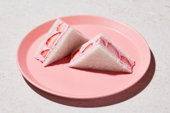 苺のフルーツサンド￥480／画像提供：カルチュア・コンビニエンス・クラブ