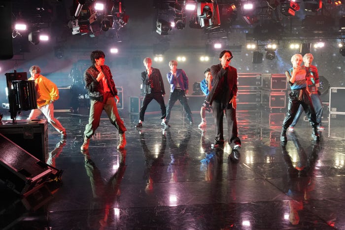 KEN THE 390、Maison B(C)日本テレビ