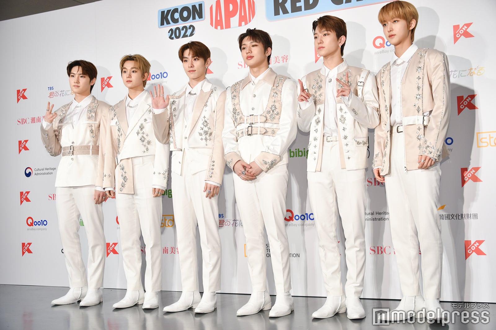 TNX／チェ・テフン、チャン・ヒョンス、ウ・ギョンジュン、チョン・ジュニョク、オ・ソンジュン、ウン・フィ（C）モデルプレス