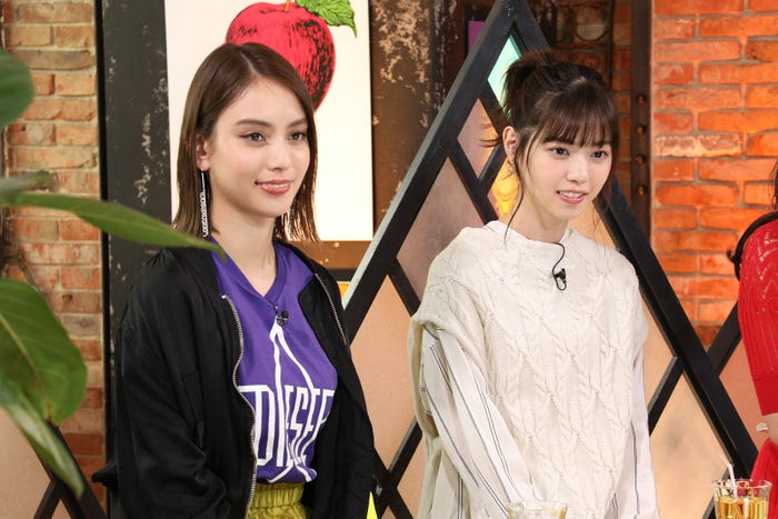 (左から)滝沢カレン、西野七瀬(写真提供:カンテレ)