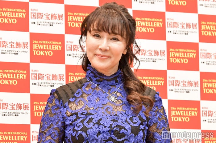 浅野ゆう子(C)モデルプレス