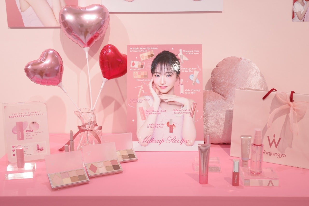 「＝LOVE」髙松瞳、野口衣織のメイクレシピを公開！ 特別展「ウォンジョンヨ展」スタート