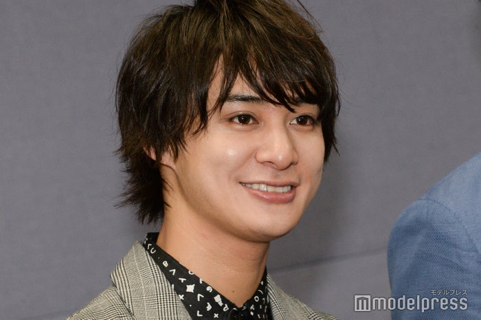 高崎翔太 エッチなシーンが結構エッチ 作品に驚き 電車で 妄想してしまうこと とは 癒されたい男 モデルプレス