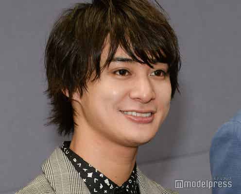 高崎翔太「エッチなシーンが結構エッチ」作品に驚き 電車で“妄想してしまうこと”とは?<癒されたい男>