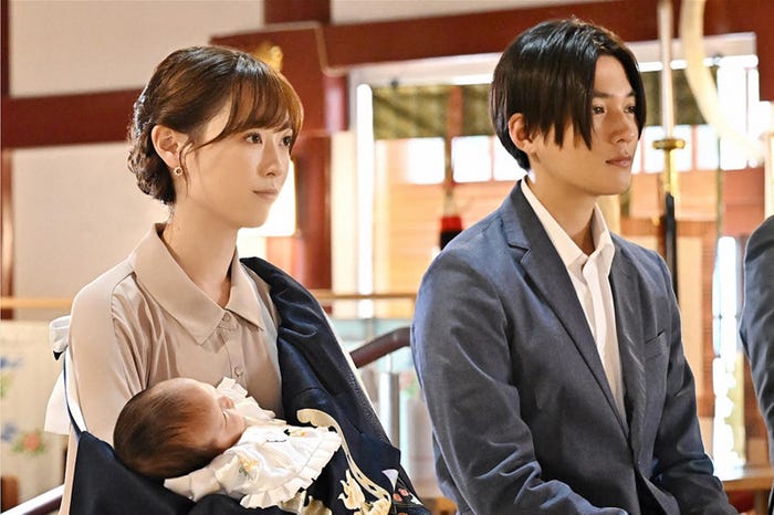 福原遥、八木勇征「18/40~ふたりなら夢も恋も~」第8話より(C)TBS