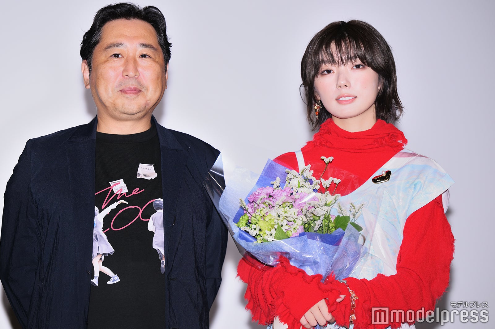 小林啓一監督、藤吉夏鈴（C）モデルプレス