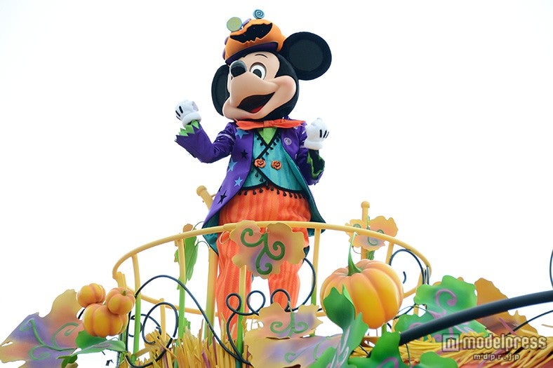 パレード「ハッピーハロウィーンハーベスト」／ミッキー