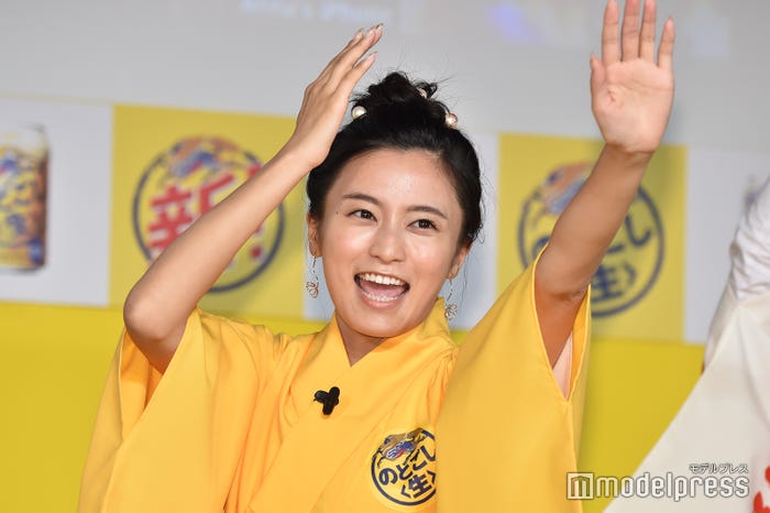 小島瑠璃子 (C)モデルプレス