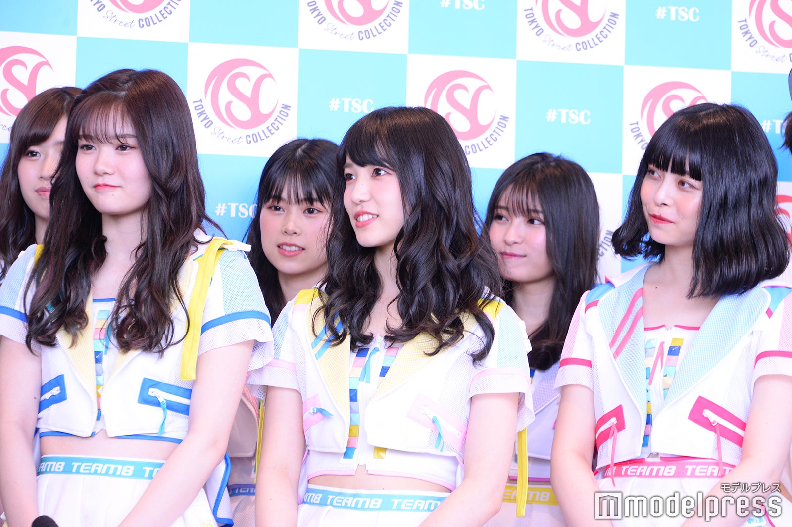 AKB48チーム8 （C）モデルプレス