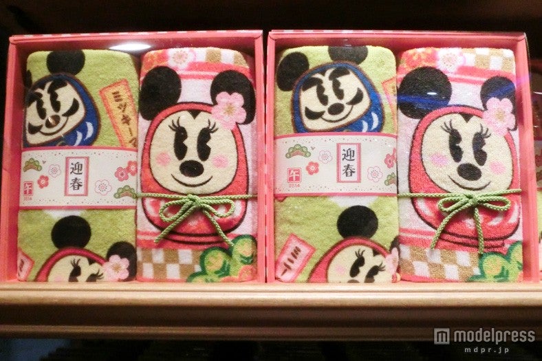 だるまをモチーフにしたタオル