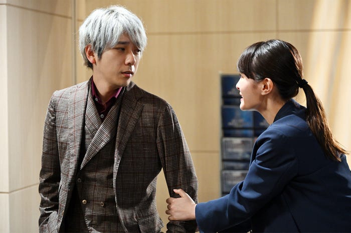 二宮和也、葵わかな「ブラックペアン シーズン2」第5話より(C)TBS