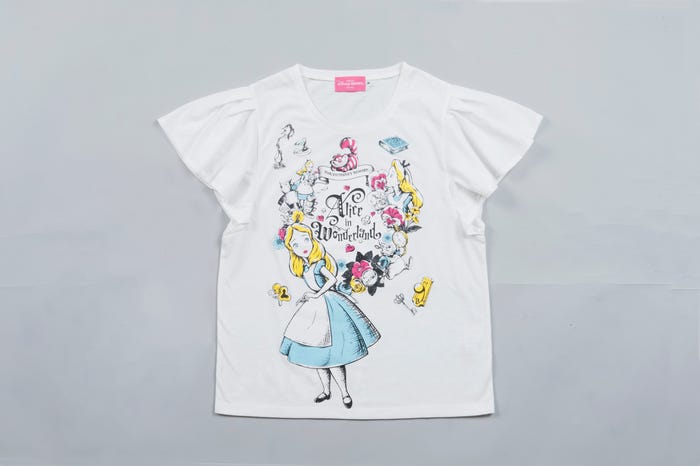 カットソーレディースM、L 各¥2,900(C)Disney