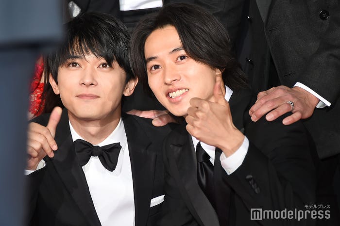 吉沢亮、山崎賢人 (C)モデルプレス