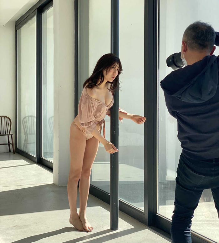 岩崎名美/オフショット(画像提供:所属事務所)