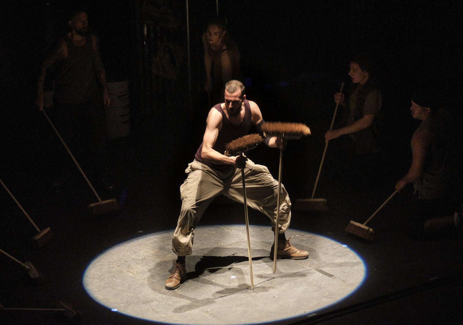 「STOMP ストンプ」（提供写真）