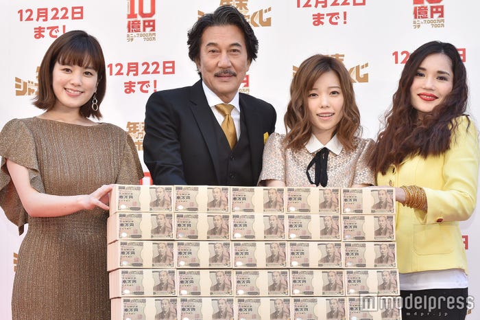 筧美和子、役所広司、島崎遥香、平野ノラ (C)モデルプレス