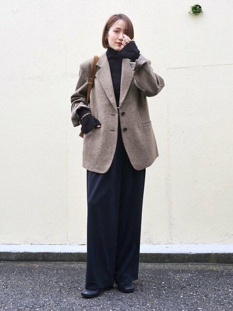 黒ワイドパンツコーデ5