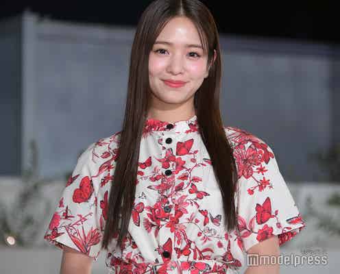 横田真悠、美脚大胆披露 ミニスカショットにファン悶絶